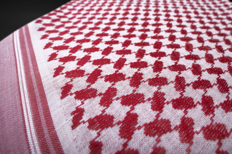 شماغ البصمة العربية أحمر